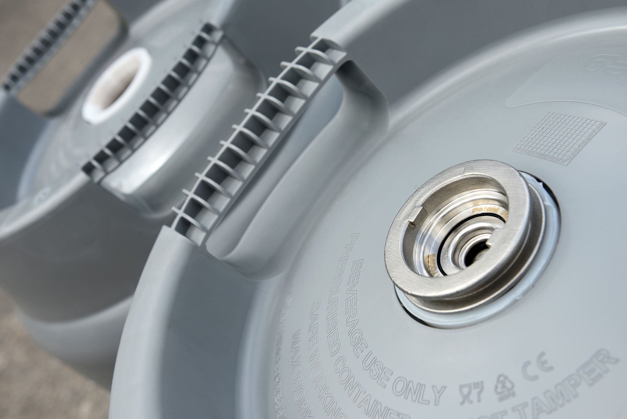 Plastic Keg Handling