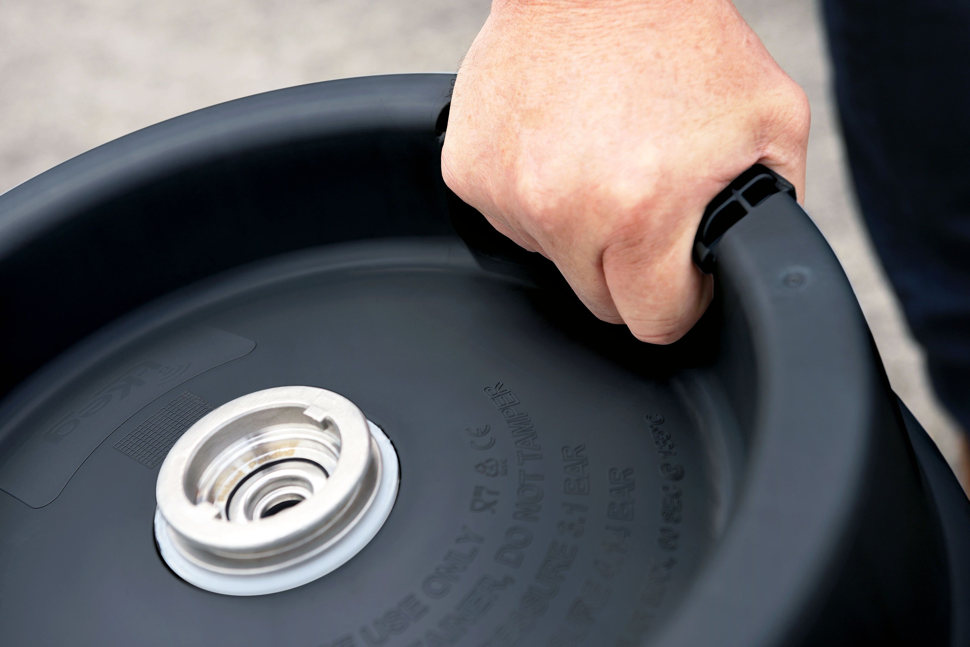 Plastic Kegs for Quiter Distribution